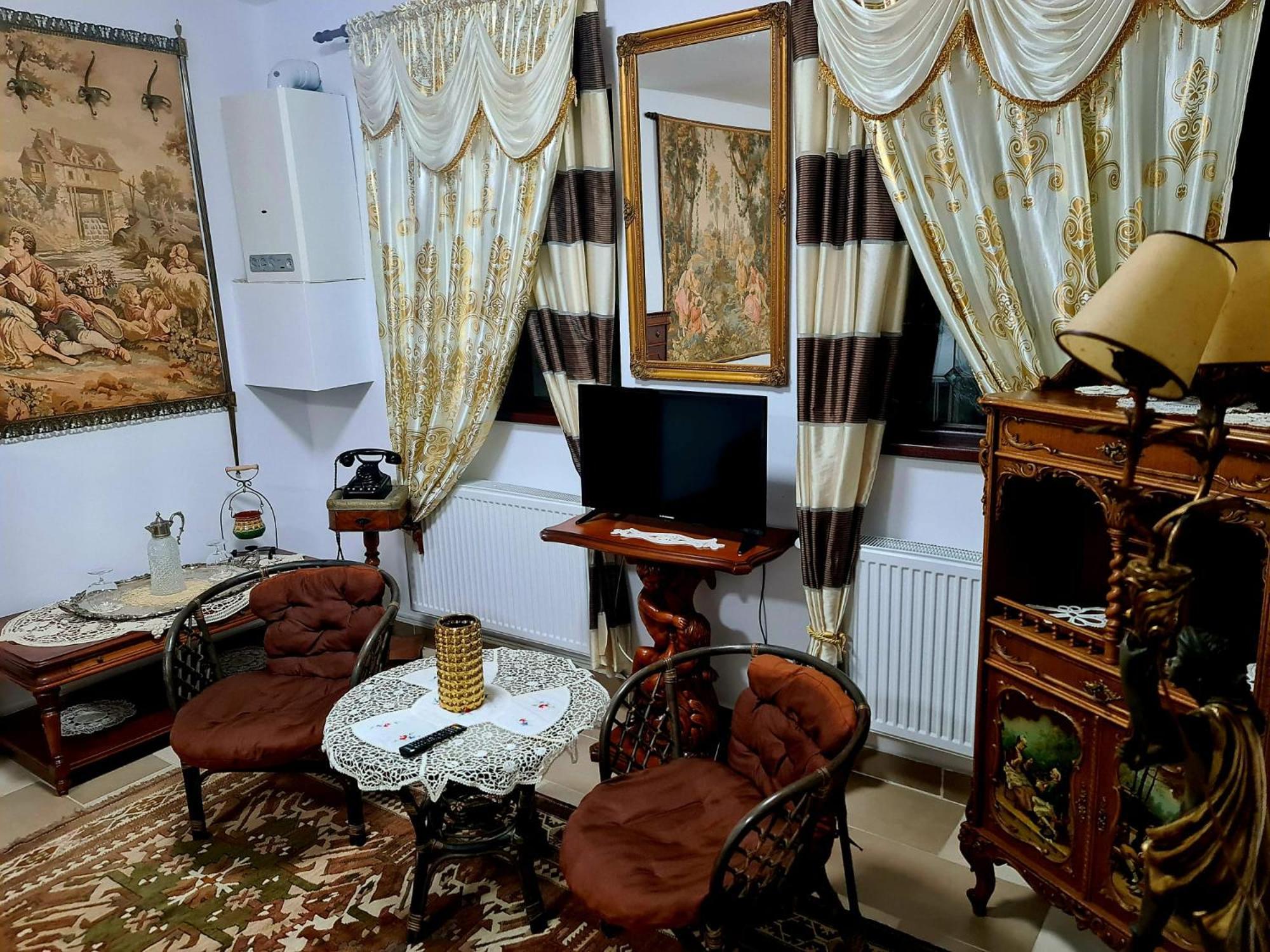 Armenopolis - Adults Only 3* Gherla